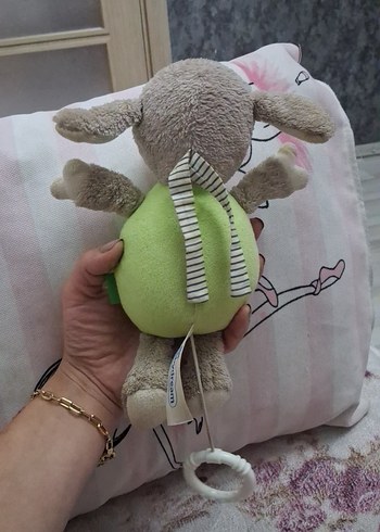 Diğer Gri Peluş Oyuncak Kuzu pimini cekince uyku müziği çalıyor