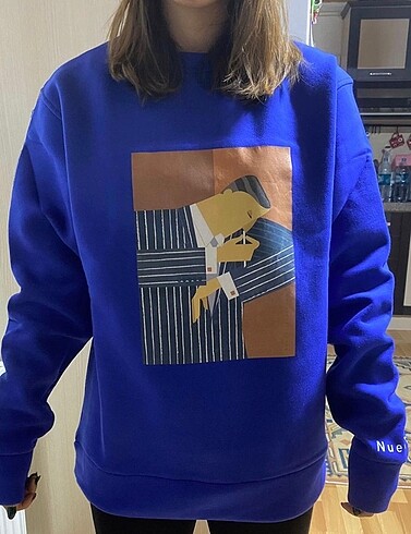 Sweat Shirt