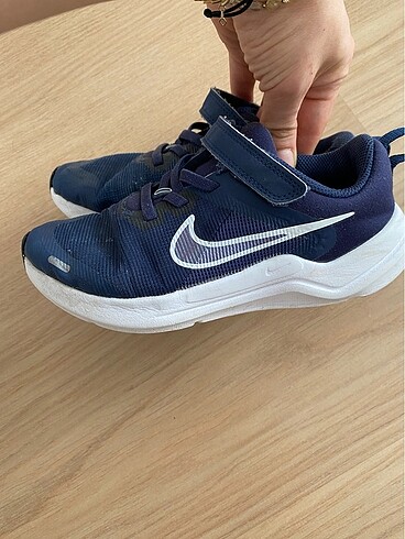 32 Beden Orjinal NİKE DOWNSHİFTER 12 spor ayakkabı