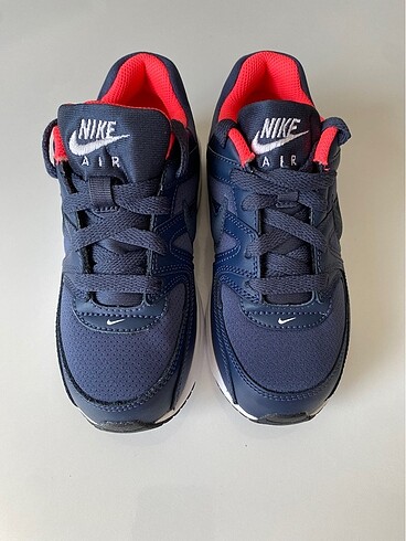 NİKE AIRMAX COMMAND FLEX çocuk ayakkabısı 32 numara