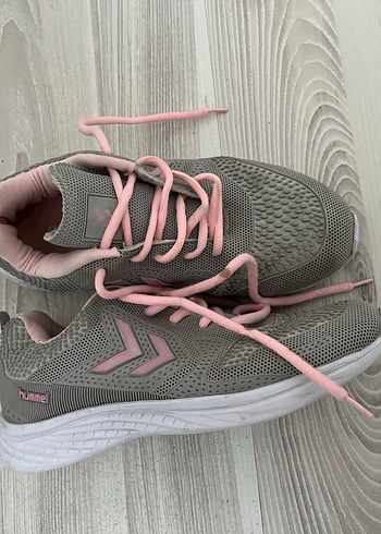 Hummel 37