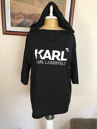 Karl Lagerfeld sweatshirt