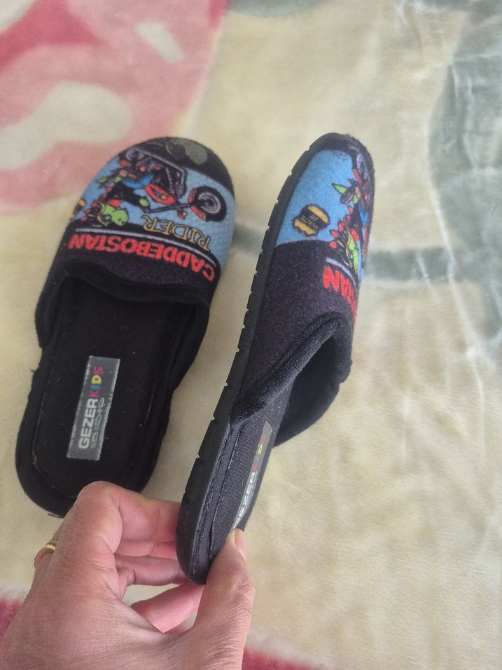 Renkli Baskılı Erkek Çocuk Terlik - Görsel 3