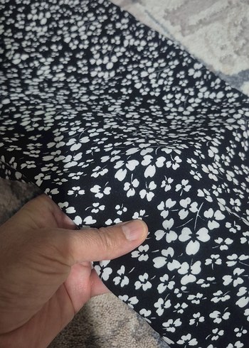 Kadın Siyah Çiçek Desenli Rahat Pantolon - Görsel 12