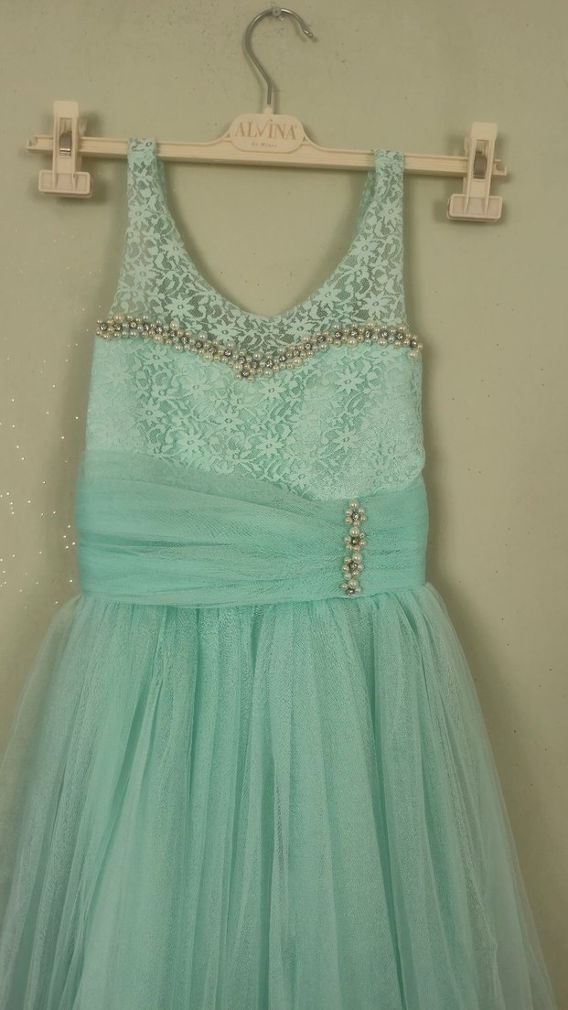 9 Yaşa uygun abiye boy 125 cm - Görsel 2