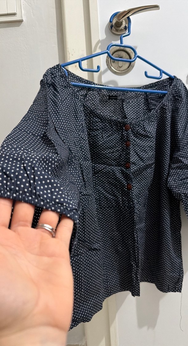 Düğmeli Lacivert Hamile Bluzu - Görsel 4