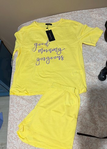 Trendyolmilla şortlu pijama - Görsel 2