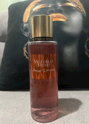 Victoria's Secret Amber Romance Kadın Parfümü 250 ml