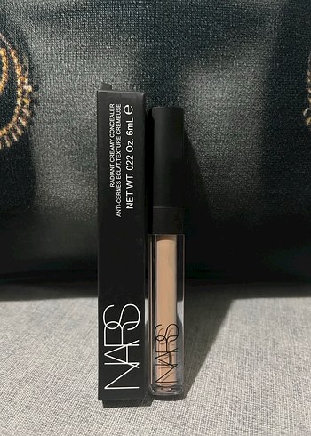 NARS Kapatıcı ve Aydınlatıcı - Koyu Bej
