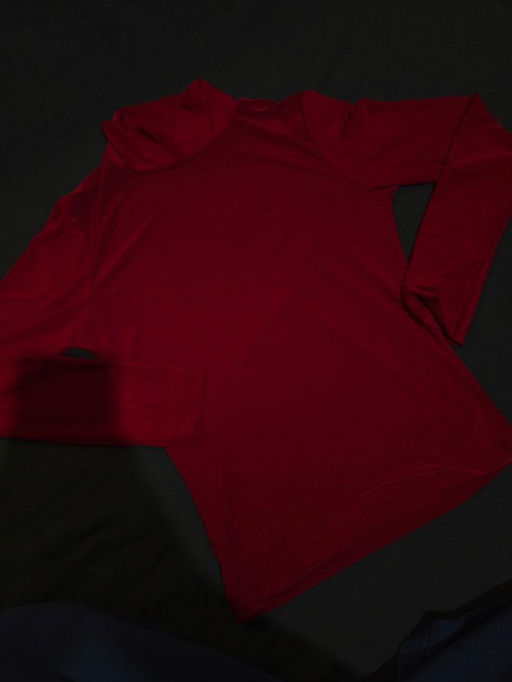 Bordo Süet Yüksek Yakalı Kadın Bluz - Görsel 2