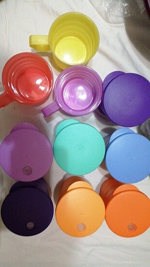 Tupperware 