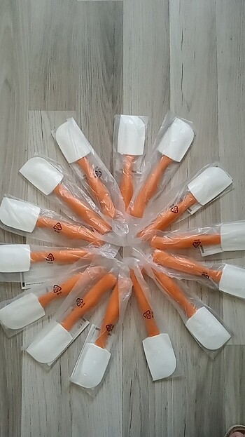 Çok amaçlı spatula 