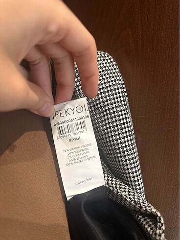 36 Beden siyah Renk İpekyol Ceket