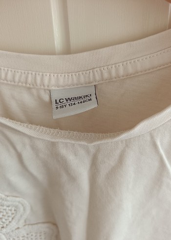 LCW Nakışlı Beyaz Kız Çocuk Tişörtü - Görsel 3