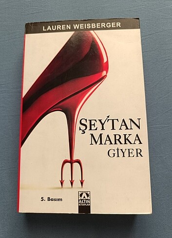 Şeytan Marka Giyer - Kitap