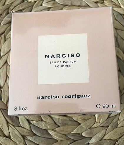 Narciso Rodriguez Poudre Bayan Parfüm