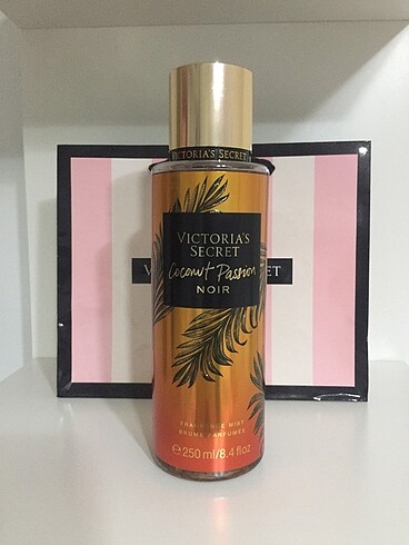 Victora Secret Coconut Passion Noir