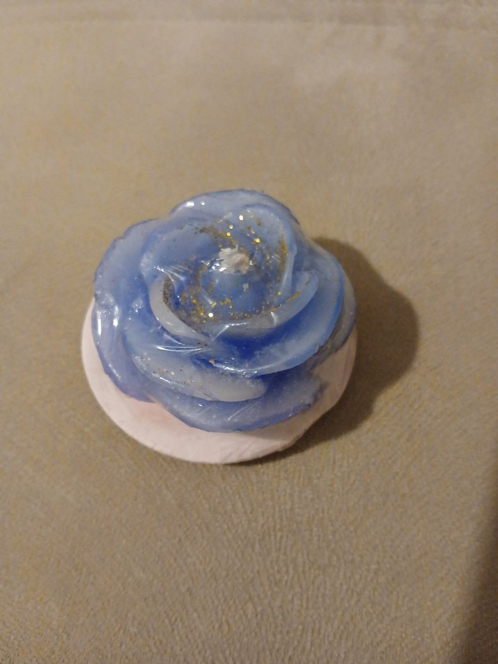 Pastel Mavi Gül Şeklinde Mum - Görsel 3