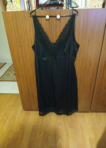 Siyah V-Yaka Dantelli Kadın  kombinozon - Görsel 3