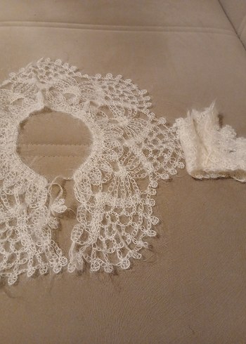 Bej Dantel Örme Kadın yakalık ve cep mendili - Görsel 3