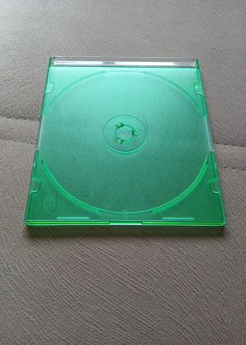 Şeffaf ve Yeşil CD Kutuları - Görsel 3