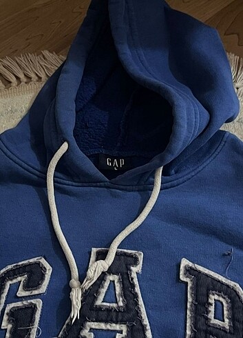 GAP sweatshirts