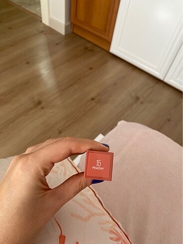 Maybelline maybelline vinyl peachy