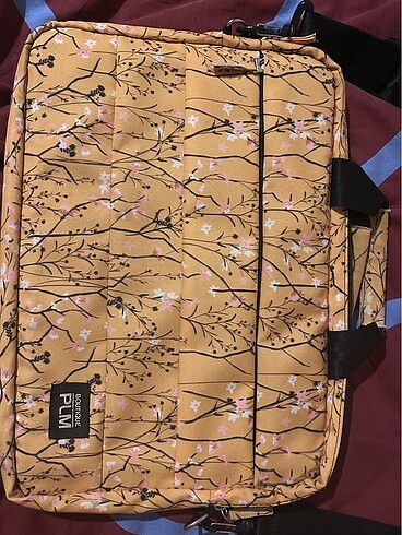 Diğer Laptop Çantası