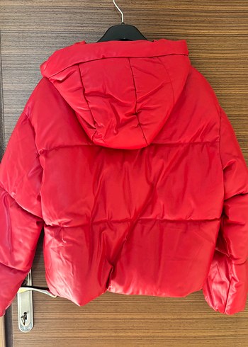 s Beden Bershka Kırmızı Suni Deri Fermuarlı Kadın Kışlık Mont