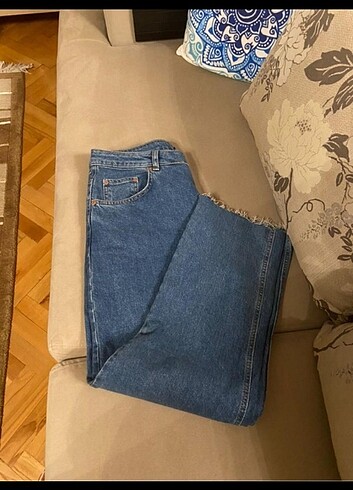 mom jean
