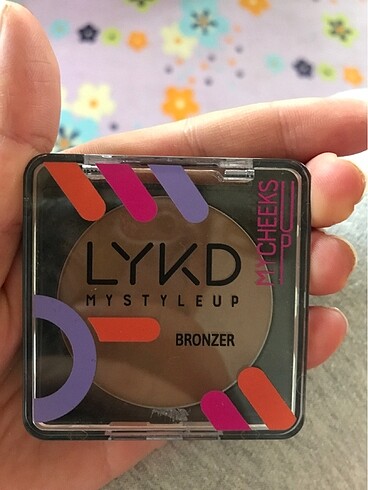 Lykd bronzer