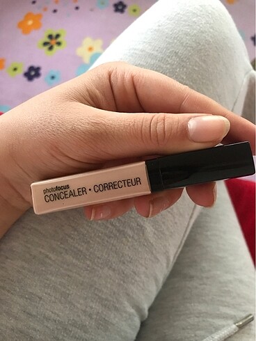 wet n wild kapatıcı