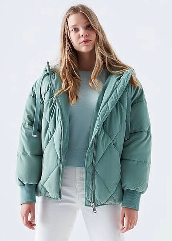 Oversize şişme mont