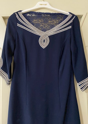 Dantel Detaylı Lacivert Midi Elbise - Görsel 3