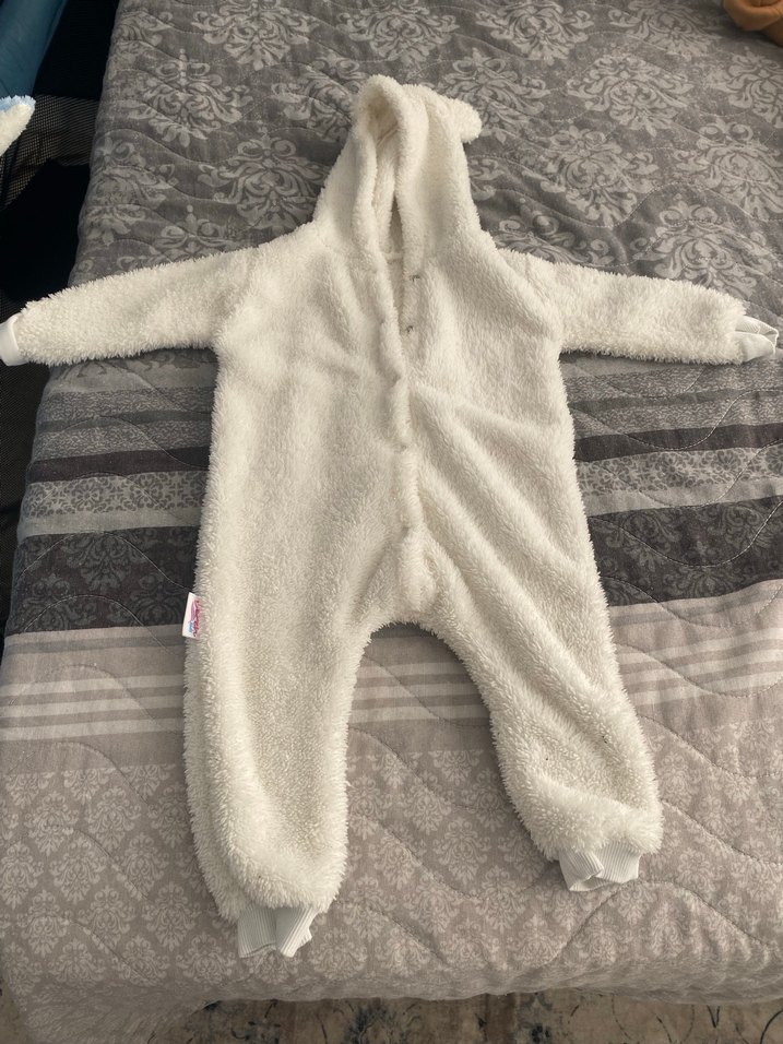 Kapüşonlu Beyaz Kürklü Bebek Tulumu - Görsel 2