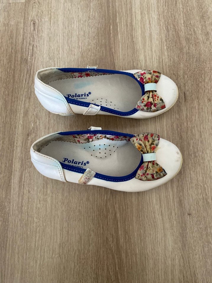 Çiçek Desenli Fiyonklu Beyaz Babet - Görsel 4