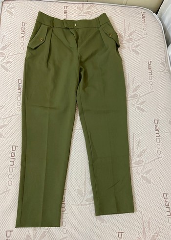 Düğmeli Haki Kadın Kumaş Pantolon - Görsel 2