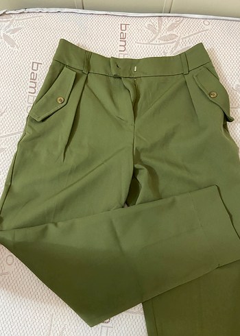 Düğmeli Haki Kadın Kumaş Pantolon - Görsel 3