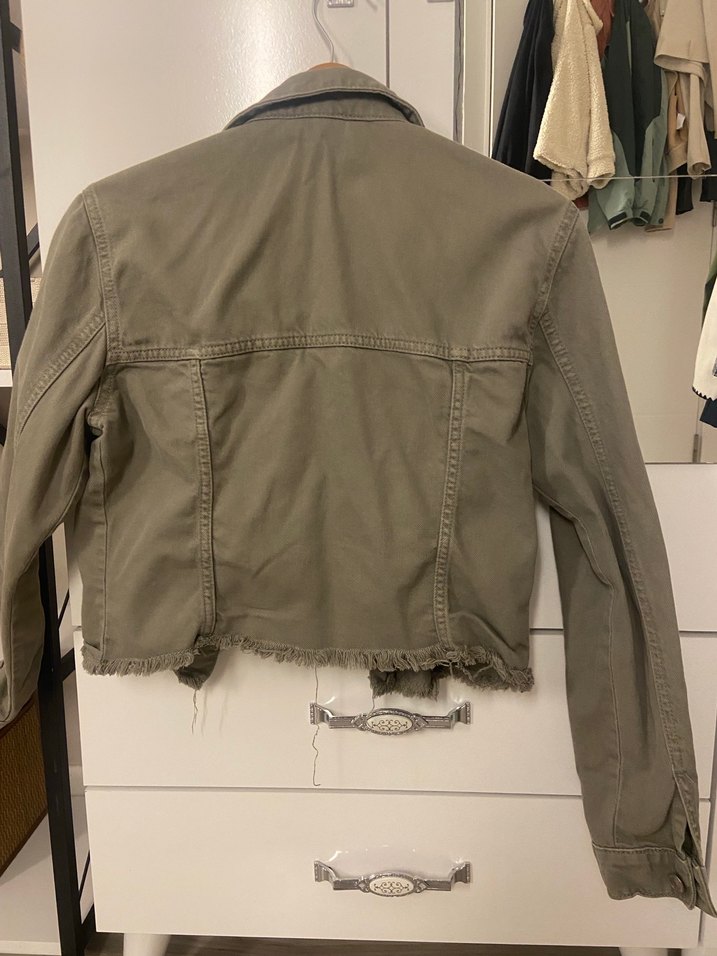 Yeşil Düğmeli Midi Kadın Ceket - Görsel 4