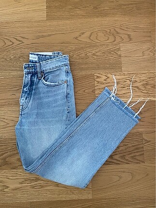 Zara straight jean