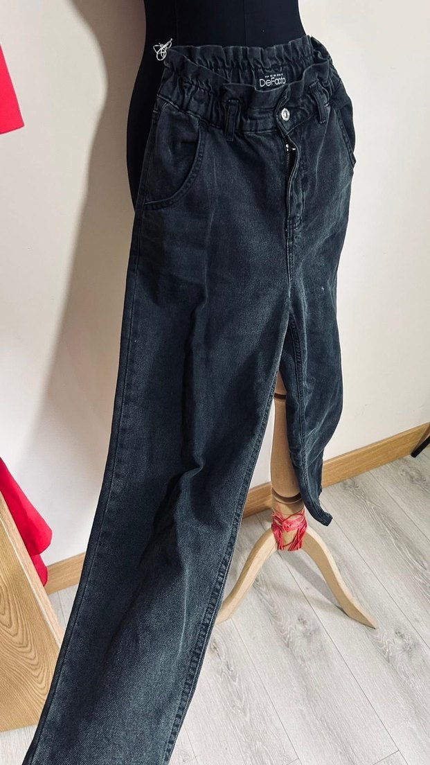 Kadın Siyah Bol Kesim Kemerli Denim Pantolon - Görsel 3