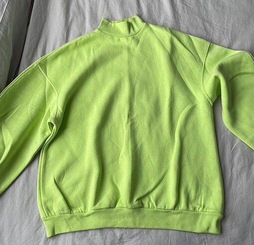 Bershka kapüşonsuz sweatshirt