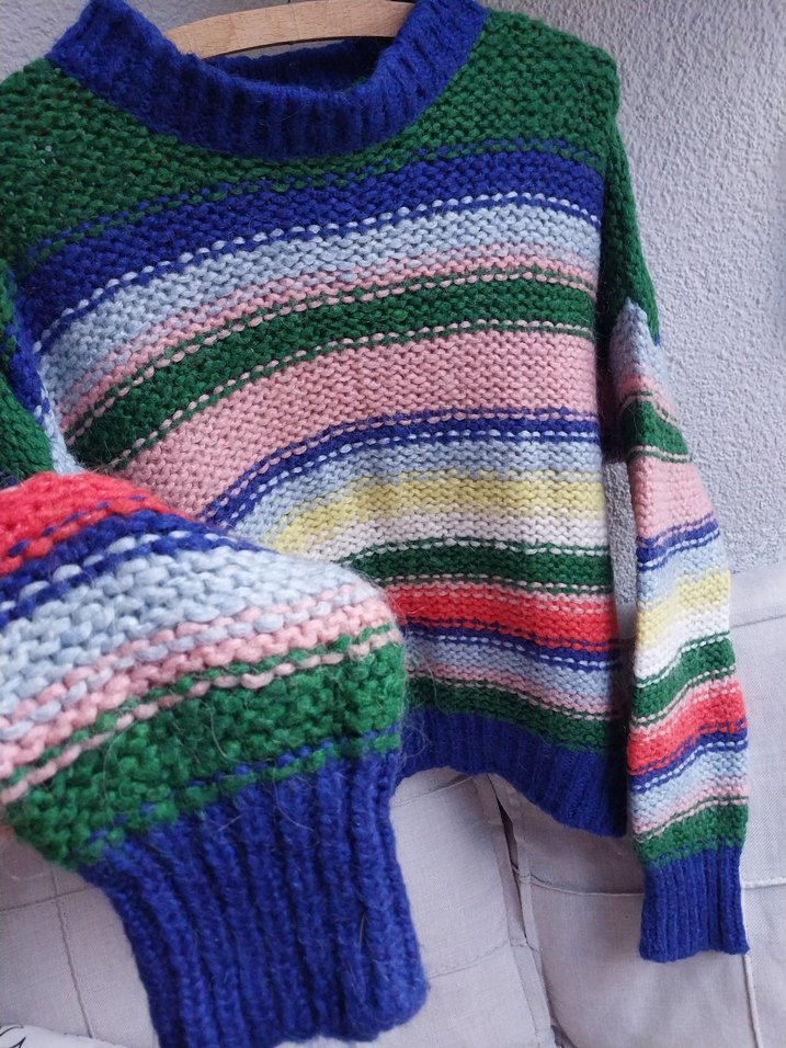 Renkli Çizgili Kısa Triko Kazak - Görsel 5