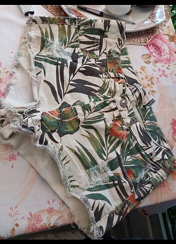 Bershka şort