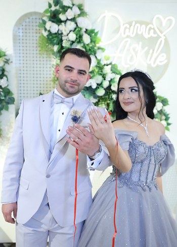 Diğer Gri Straplez Düşük kollu Payetli Nişan Elbisesi