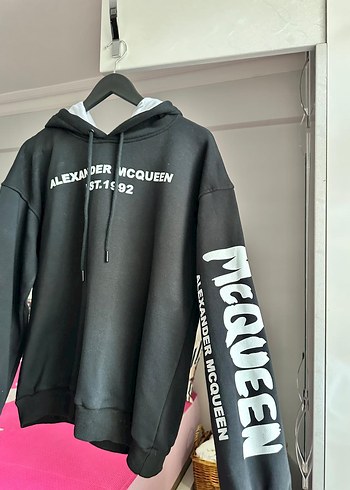 Alexander McQueen Alexander McQueen Siyah Kapüşonlu Sweatshirt