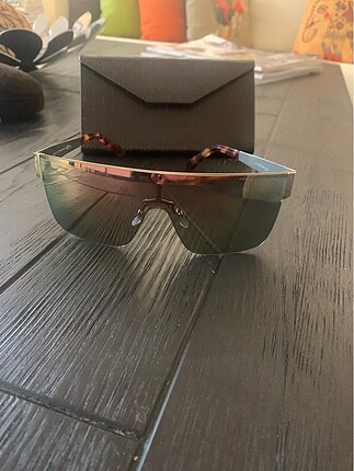Gucci gözlük