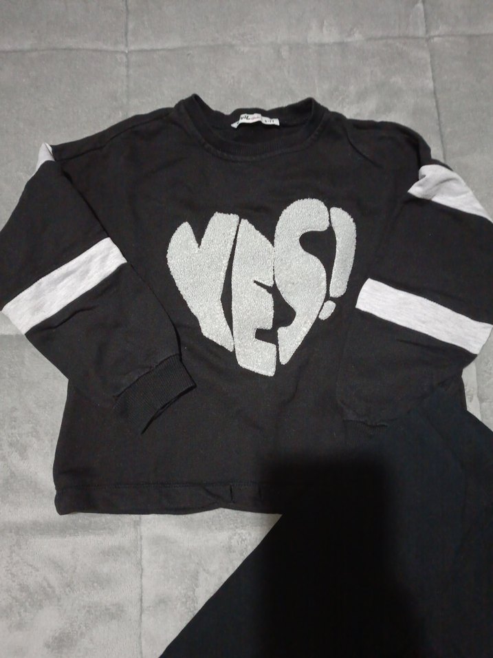 Kız Siyah Baskılı Sweatshirt ve Eşofman Takımı - Görsel 2