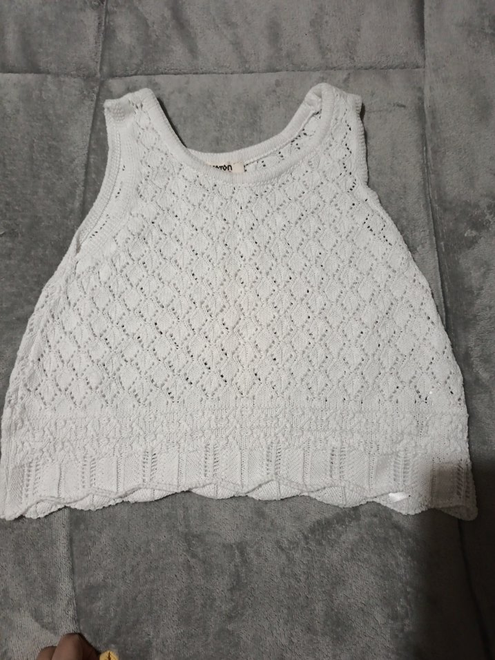 Sarı Şortlu Beyaz Örgü Kolsuz Bebek Kız Takımı - Görsel 5