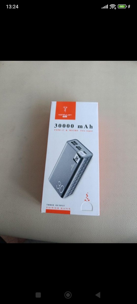 Beyaz Hızlı Şarj Power Bank 2.4A - Görsel 3